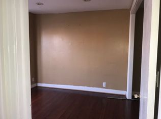 7434 64th St, Ridgewood, NY 11385