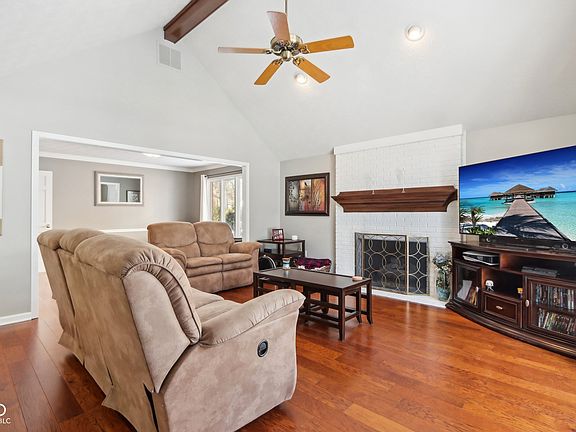 5th image of 7336 Cherryhill Dr
