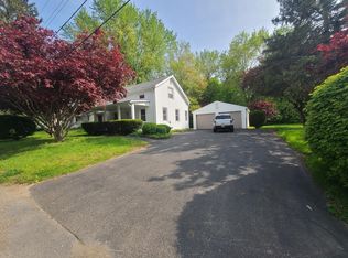 62 Garden St, Red Hook, NY 12571