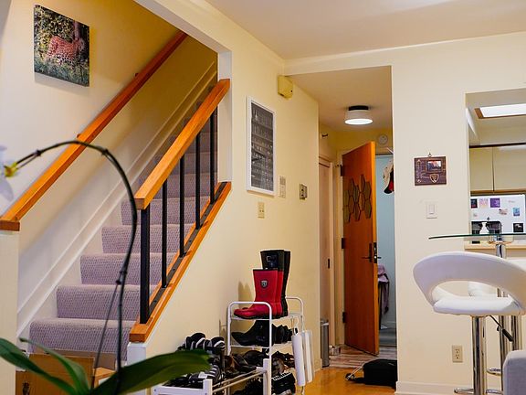 3rd image of 101 Lombard St APT 18E