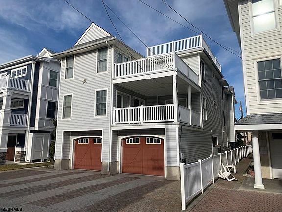 3rd image of 914 Park Pl #2