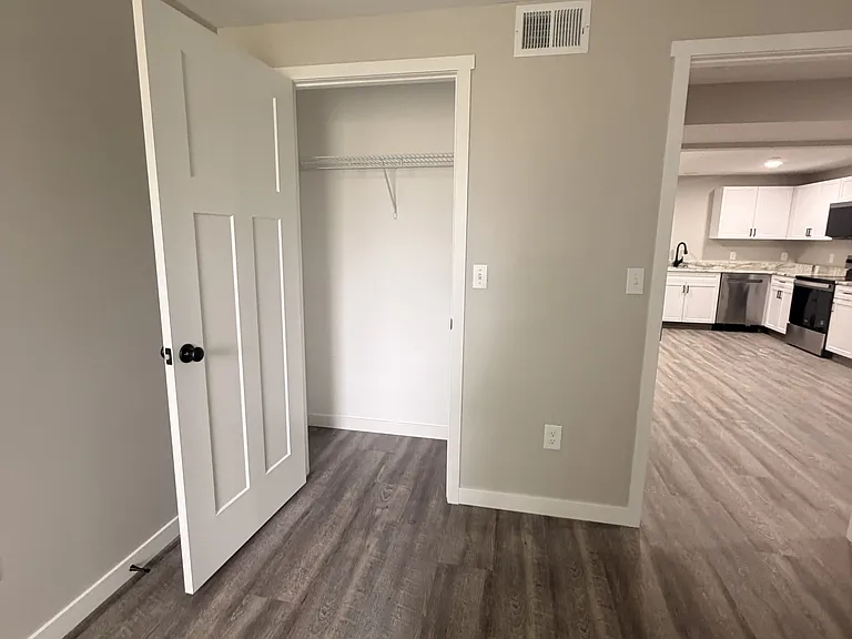 216 Wilcox Pkwy #6 — Photo 11