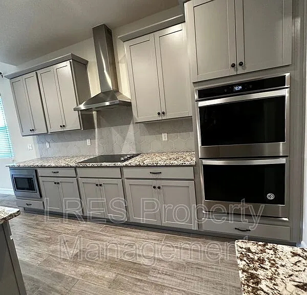 9220 Sea Pine Ave — Photo 11