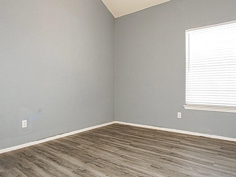 12107 Valley Quail Dr — Photo 16