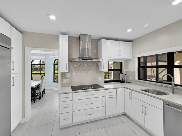 22573 Esplanada Drive, Boca Raton, FL 33433