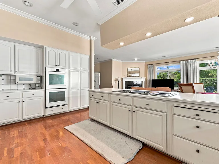 12331 Fairway Pointe Row — Photo 10