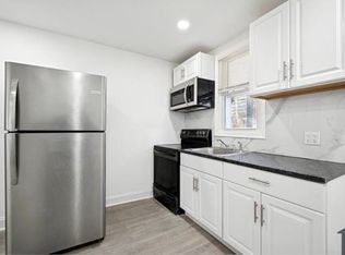 558 E Herman St, Philadelphia, PA 19144