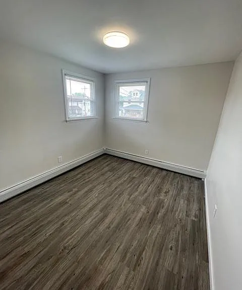 402 Caroline Ave #11 — Photo 9