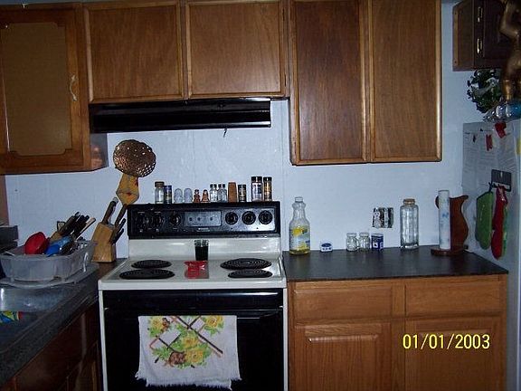 3rd image of 8011 Davenport Ln