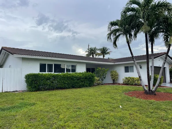 2910 NE 40th Court, Lighthouse Point, FL 33064