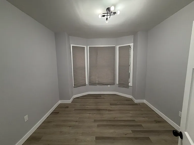 133 Elizabeth Ave #1 — Photo 4