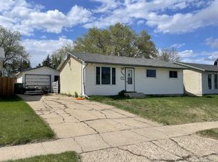 3406 E 48th Ave, Lloydminster, SK S9V 1A9