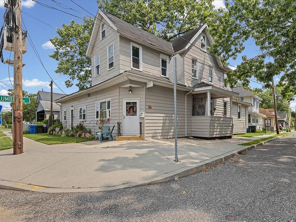 1st image of 601 Wesley Ave #C
