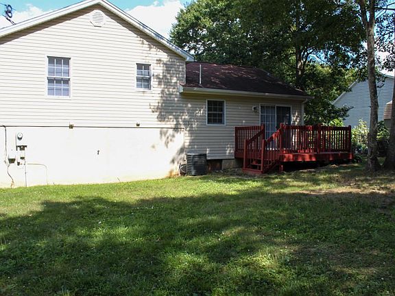 5th image of 114 Canton Ln