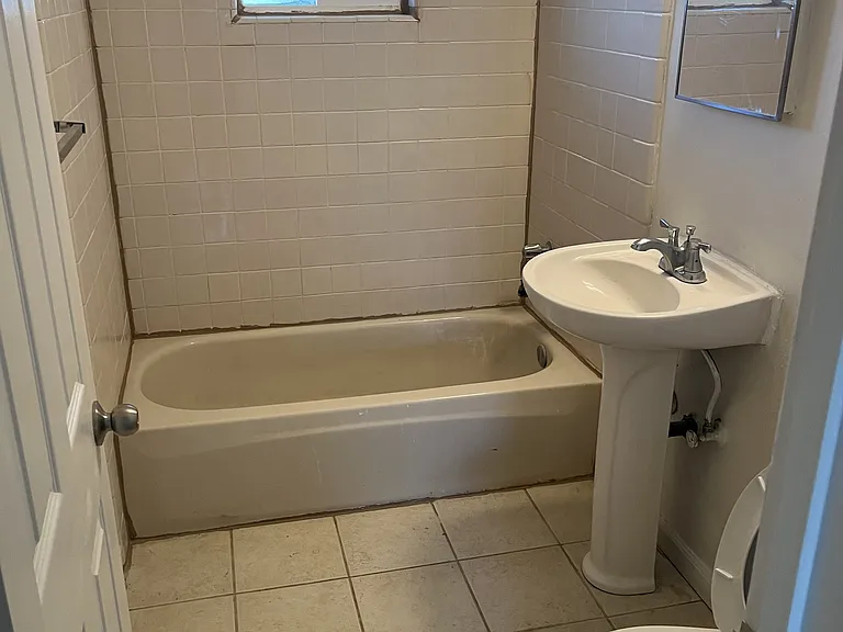 476 S 7th St #11 — Photo 2