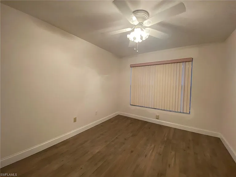 1427 SW 47th Ter #202 — Photo 15