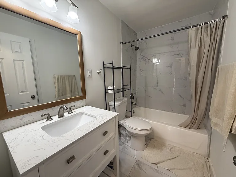 2416 Meharry Blvd — Photo 11