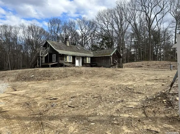 1477 Stony Brook Road, Stony Brook, NY 11790