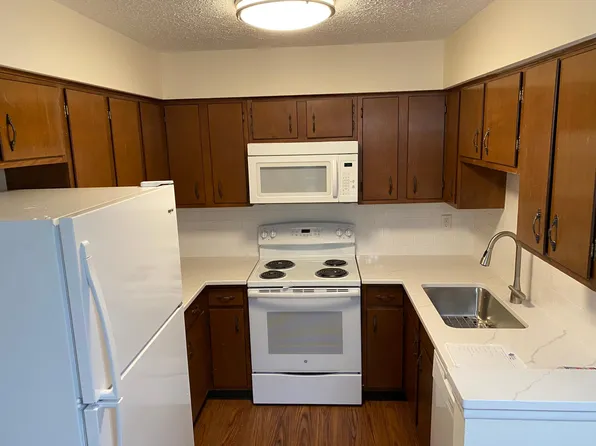 1808 Silver Lake Ave #1, Cuyahoga Falls, OH 44223