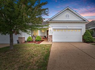 48 Toucan Dr #V, Lake Saint Louis, MO 63367