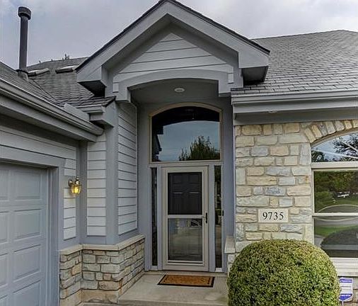 2nd image of 9735 Greenside Ct