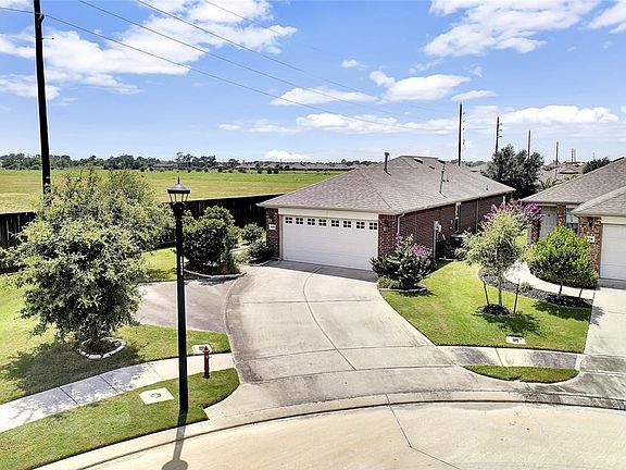 2nd image of 634 Shore Side Dr