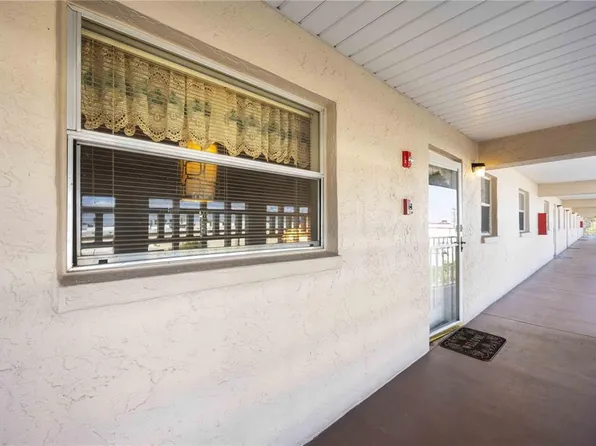 3983 Maceachen Blvd APT 431, Sarasota, FL 34233