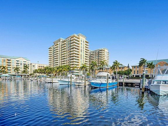 2nd image of 700 E Boynton Beach Boulevard #304