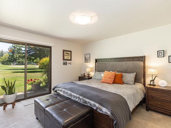 4th image of 31 Fairways Drive