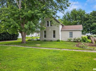 116 S Elm St, Williamsfield, IL 61489