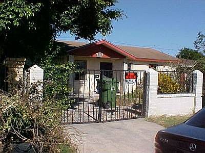 1st image of 1945 Oasis Dr