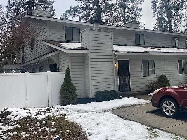 623 E Whispering Pines Ln — Photo 12