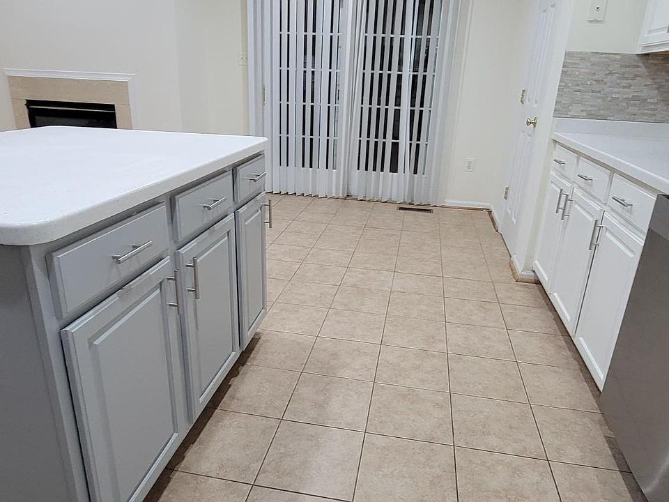 1st image of 12424 Casbeer Dr