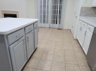 12424 Casbeer Dr, Fairfax, VA 22033