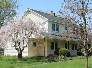 7570 Warner Rd, Saline, MI 48176