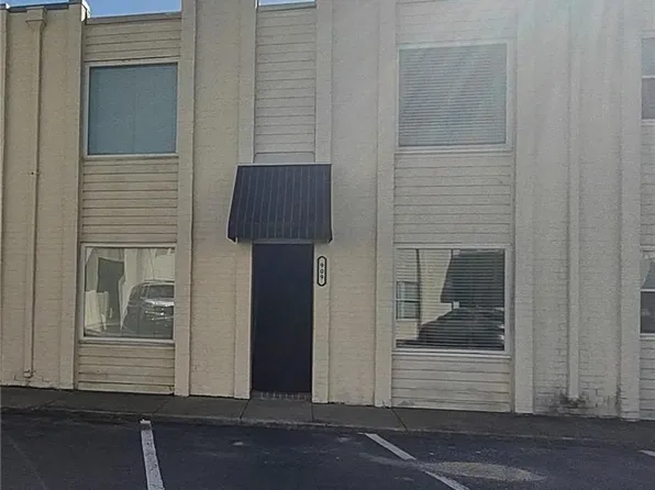 909 Pacific Ave #A, Virginia Beach, VA 23451