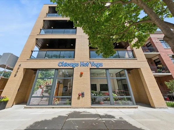 4939 N Damen Ave #404, Chicago, IL 60625