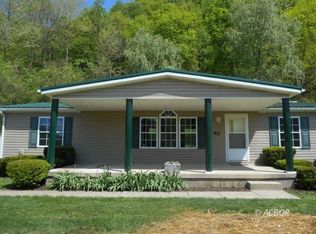 40 Sycamore St, Glouster, OH 45732