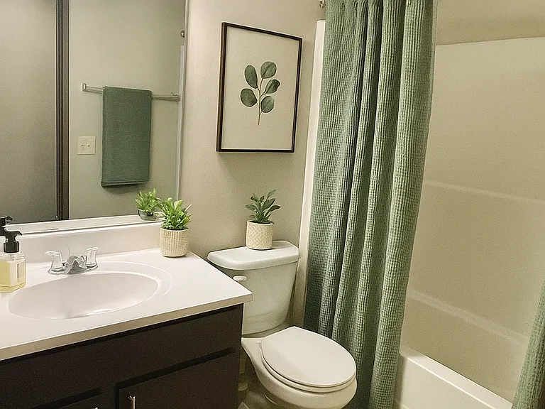 Cedars of Edina Apartments — Photo 150