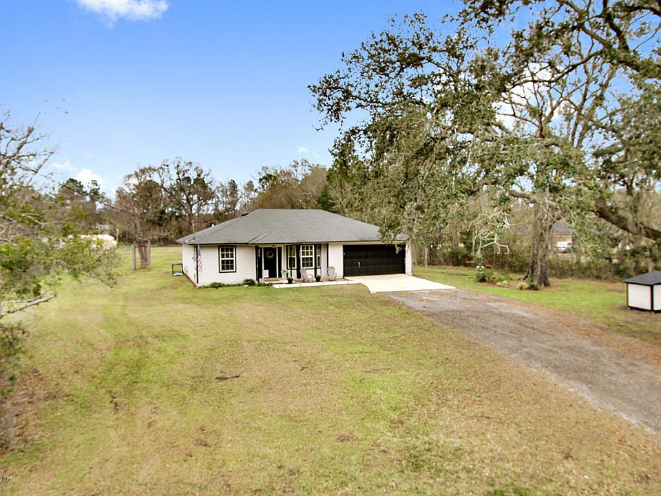 1st image of 4002 Country Meadows Dr