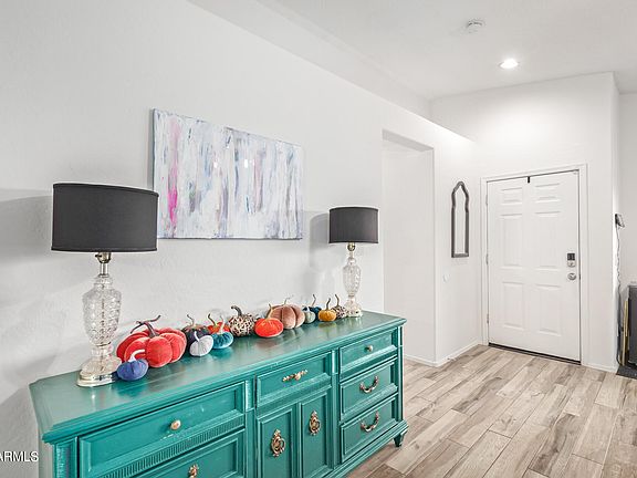 3rd image of 1214 N ESTHER Street