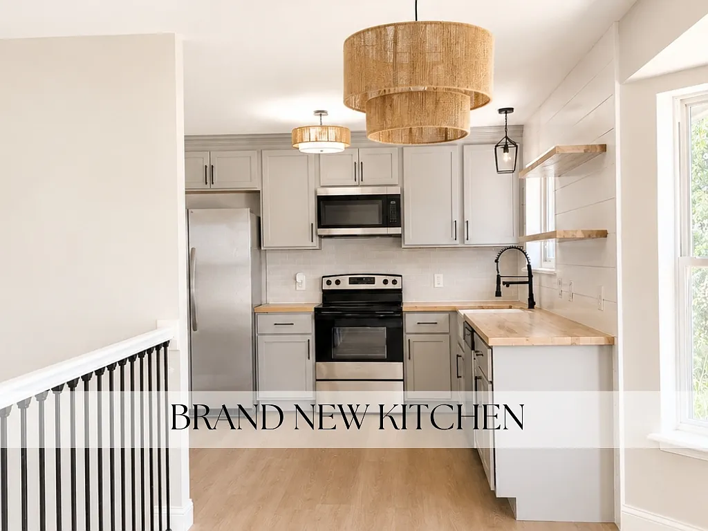 3 bed, 2.5 bath, 2000 sqft, $2,700 — Photo 4
