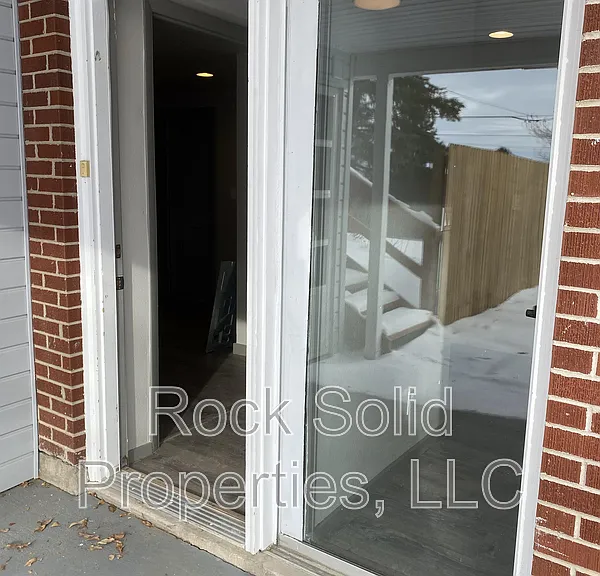 4703 E 17th St #2 — Photo 2