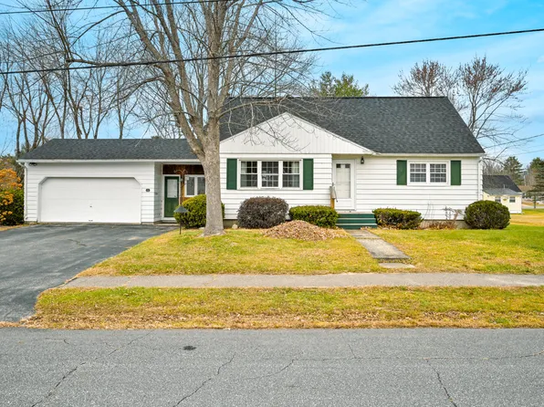 16 Glen Street, Augusta, ME 04330