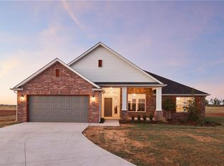 2013 E Rock Creek Rd, Tuttle, OK 73089