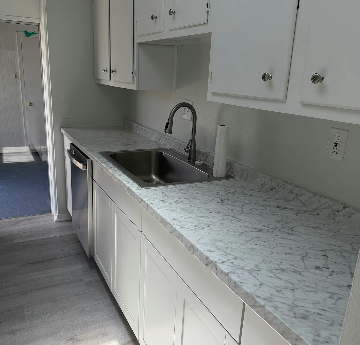 693 John Hancock Ln — Photo 2