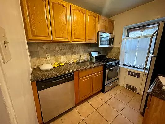 3rd image of 81-10 135th St #206