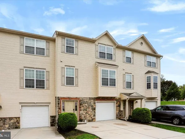 51 Indiana Cir, Lemoyne, PA 17043