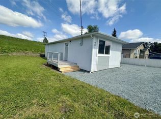 901 W Hazel St, Mount Vernon, WA