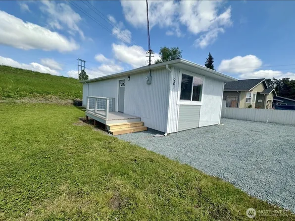 901 W Hazel Street, Mount Vernon, WA 98273